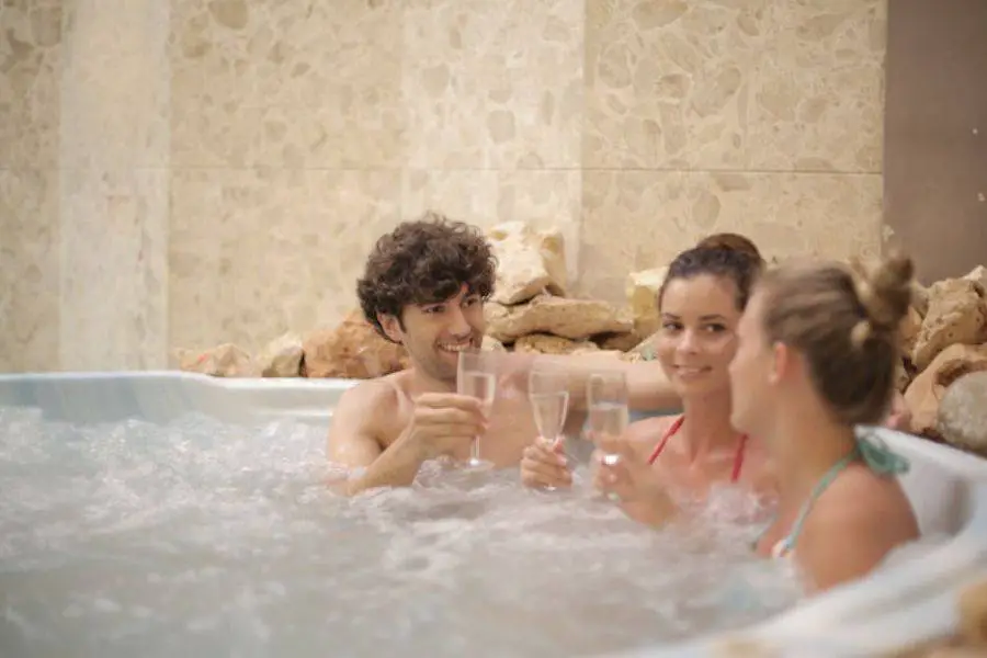 Airbnb Hot Tub Rules Explained