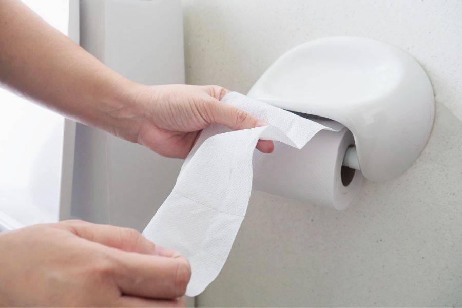 Should Airbnb Hosts Provide Toilet Paper –Full Guide