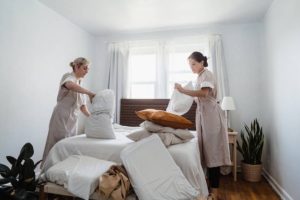 Should You Tip Airbnb Cleaners