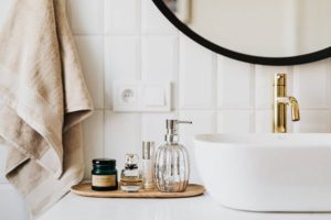 What Does Shared Bathroom Mean in Airbnb – Explained